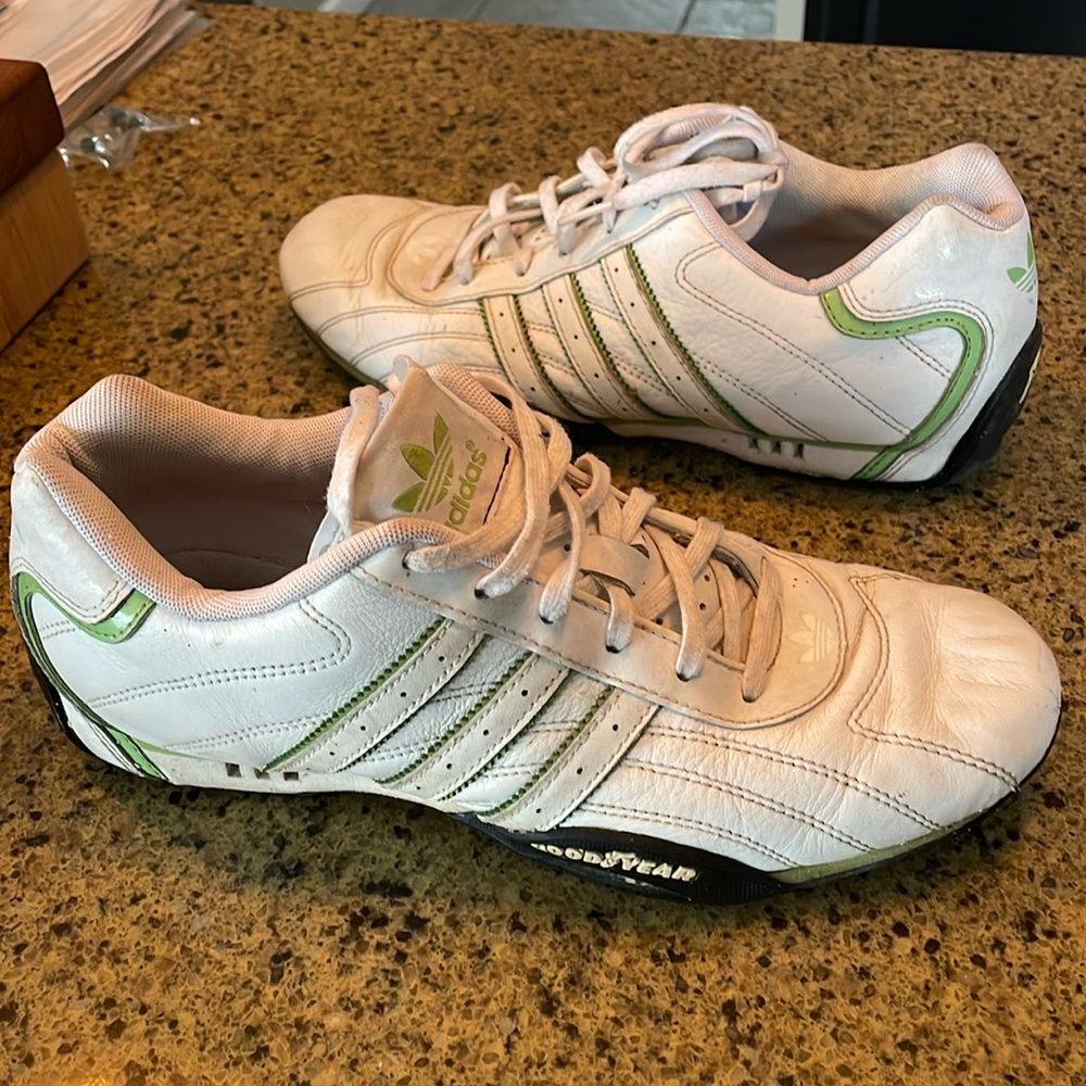 Vintage Adidas team, leather shoe